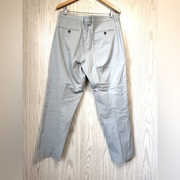 Express Performance Stretch + Easy Care Light Grey Classic 34x30 Pants NWOT - Picture 4 of 4